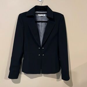 Tahari Arthur S Levine Blazer. Navy Blue. Size 6
